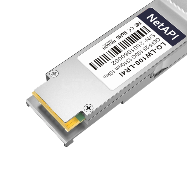 NetAPI 100G QSFP28 transceiver, angled detail